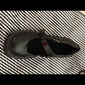 Adorable baby doll shoes in black. Euro size 35 (4.5 US maybe) new, unbranded